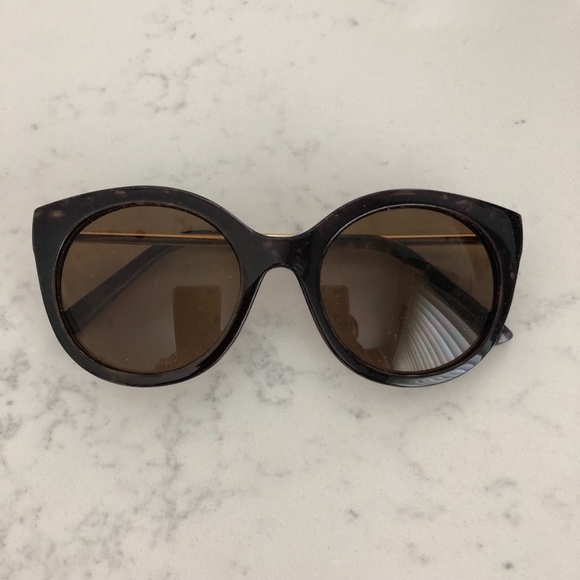 Tortoise Cat Eye Sunglasses with Gold Hardware - Picture 1 of 3